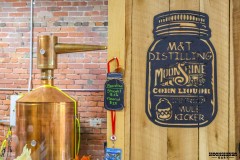 Moonshines-M-And-T-Distilling-Hendo-NC
